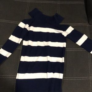 Pullover with shoulder cut outs